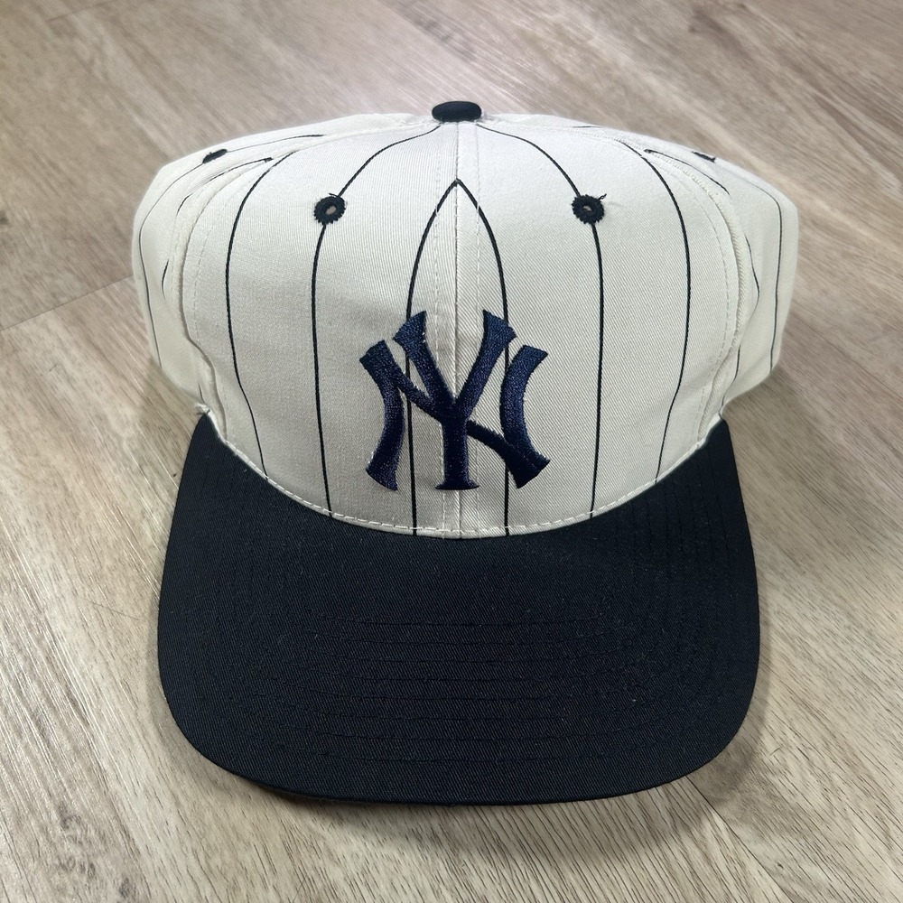 VTG New York Yankees Snapback Hat MLB Twins Enterprise White Pinstripe Cap